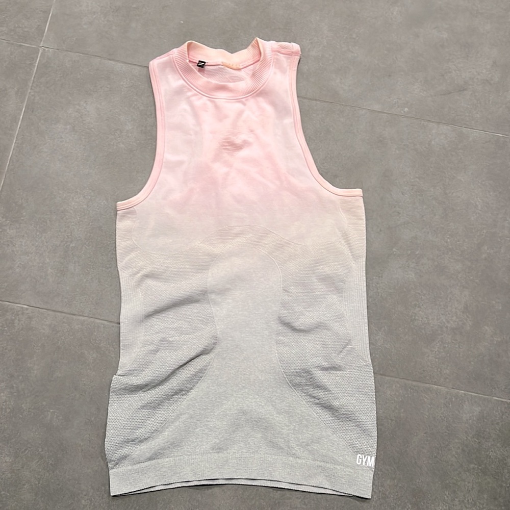 Cute ombré pink and grey workout tank from gymshark size small